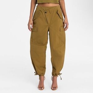 NWT KBB by KAHLANA Women's Mid-Rise Straight Leg 'The Cargo Jogger' Tan S Small